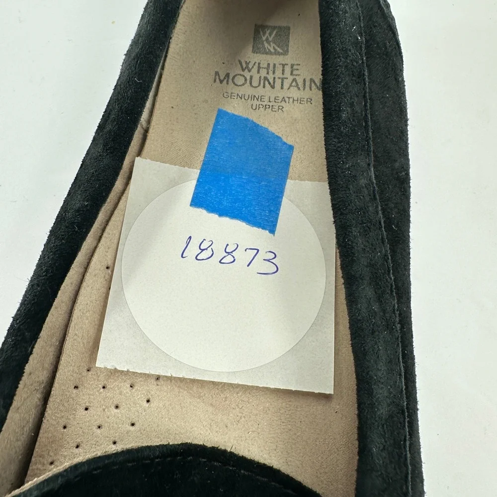 White Mountain Womens Velvet Loafers Sz 10M Old Money Equestrian Luxe Minimalist